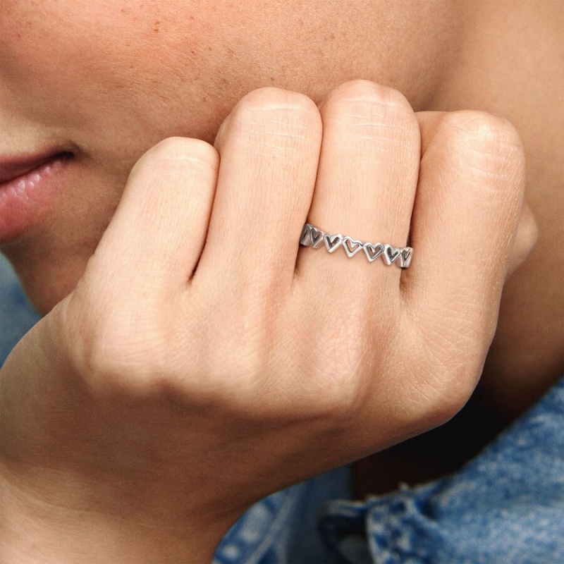 Sterling silver Pandora Freehand Hearts Band Rings | FWKAXB-851